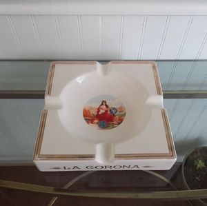 Large vintage La Corona cigar ashtray